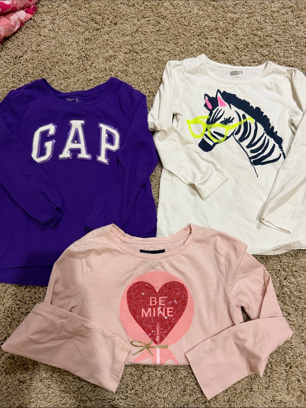 Girls shirt bundle - Picture 3 of 7